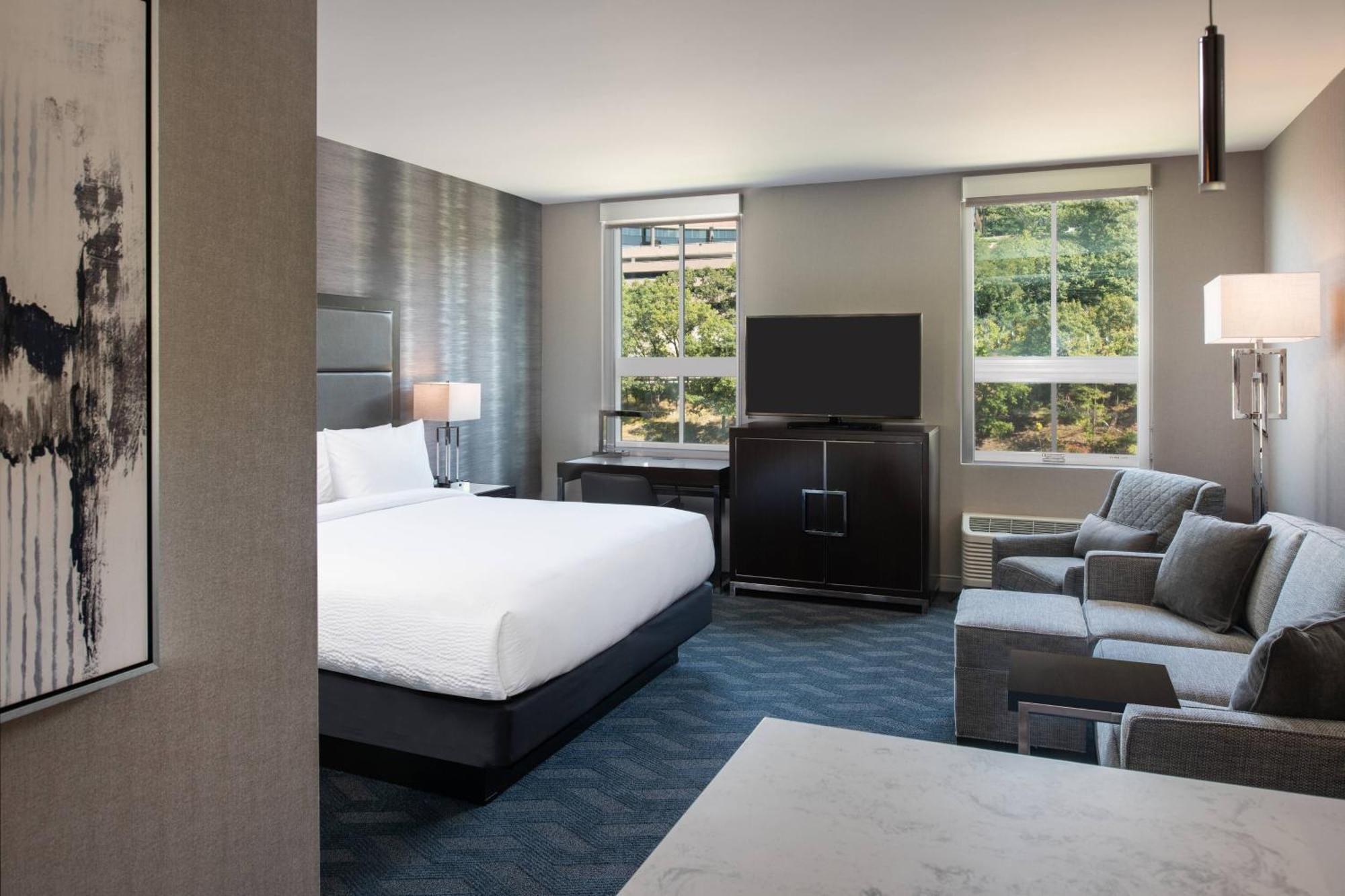 By Marriott Boston Hotel 3*
